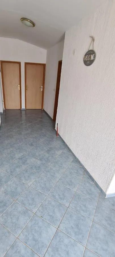 Apartments Hugo Malinska