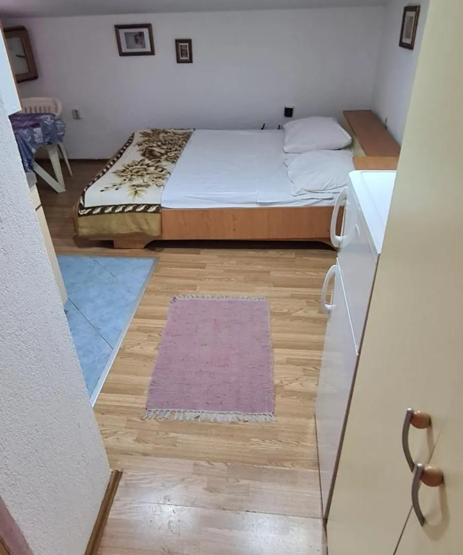 Apartments Hugo Malinska Croazia