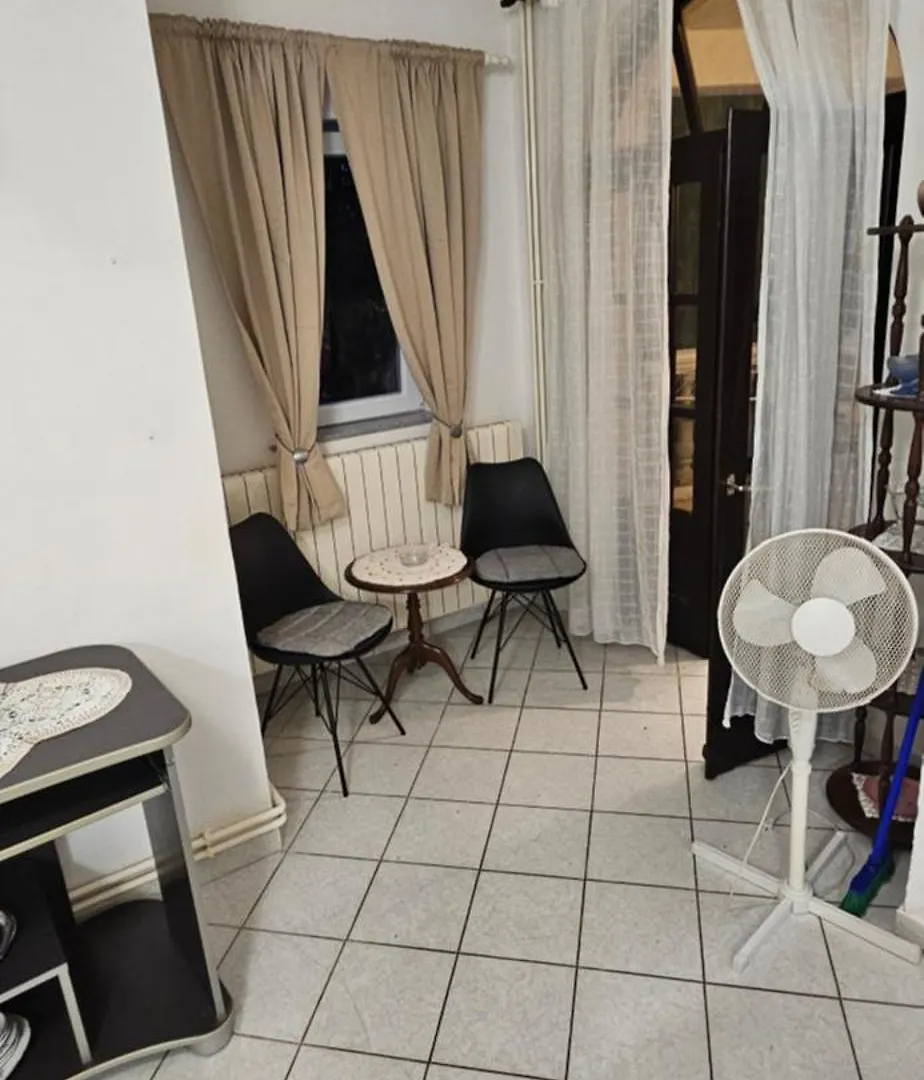 Apartments Hugo