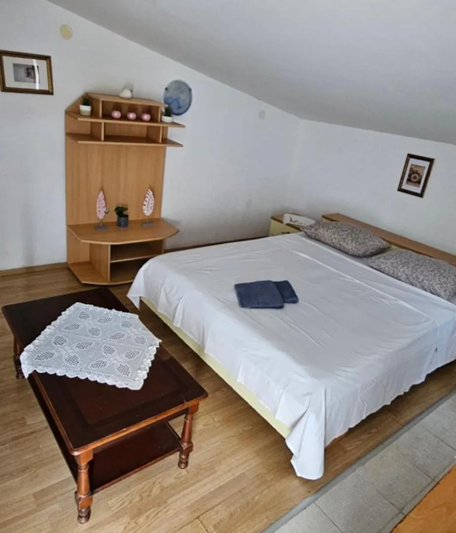 Apartments Hugo