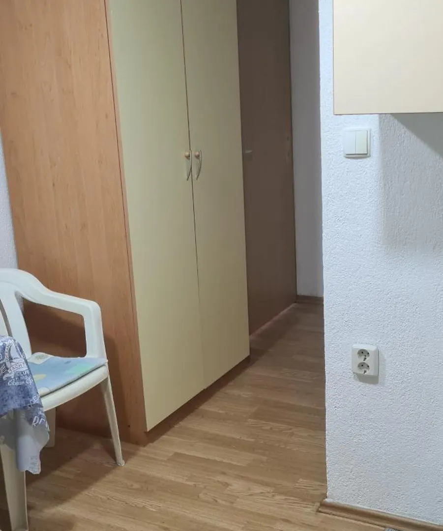 Apartments Hugo Malinska